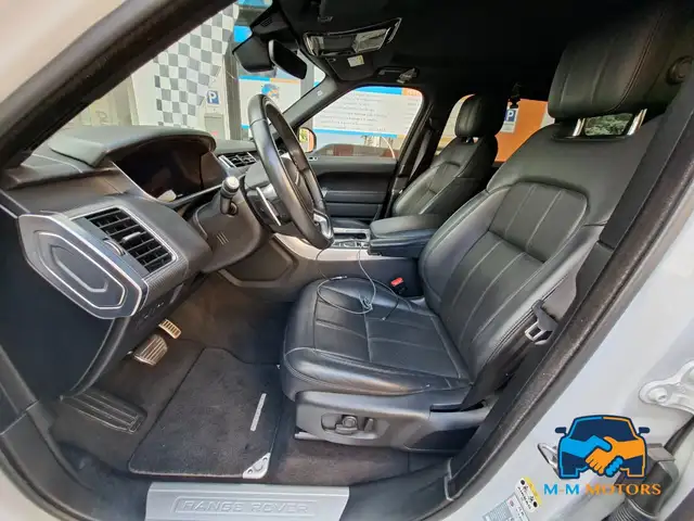 Land Rover Range Rover Sport view 8