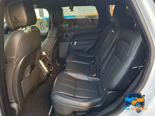 Land Rover Range Rover Sport view 13