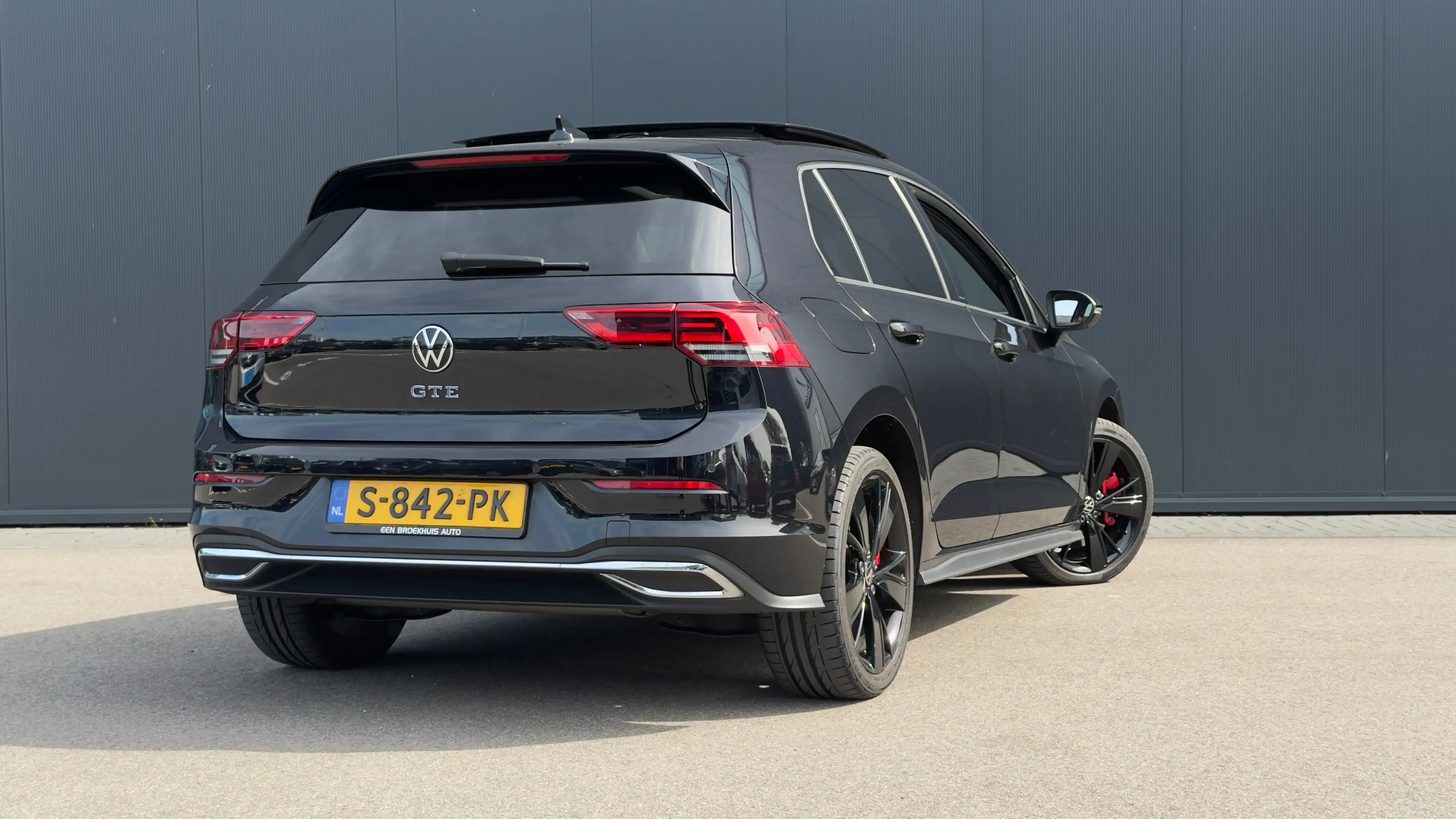 Volkswagen Golf GTE 245pk 1.4 eHybrid | Achteruitrijcamera | Apple Car — photo 10