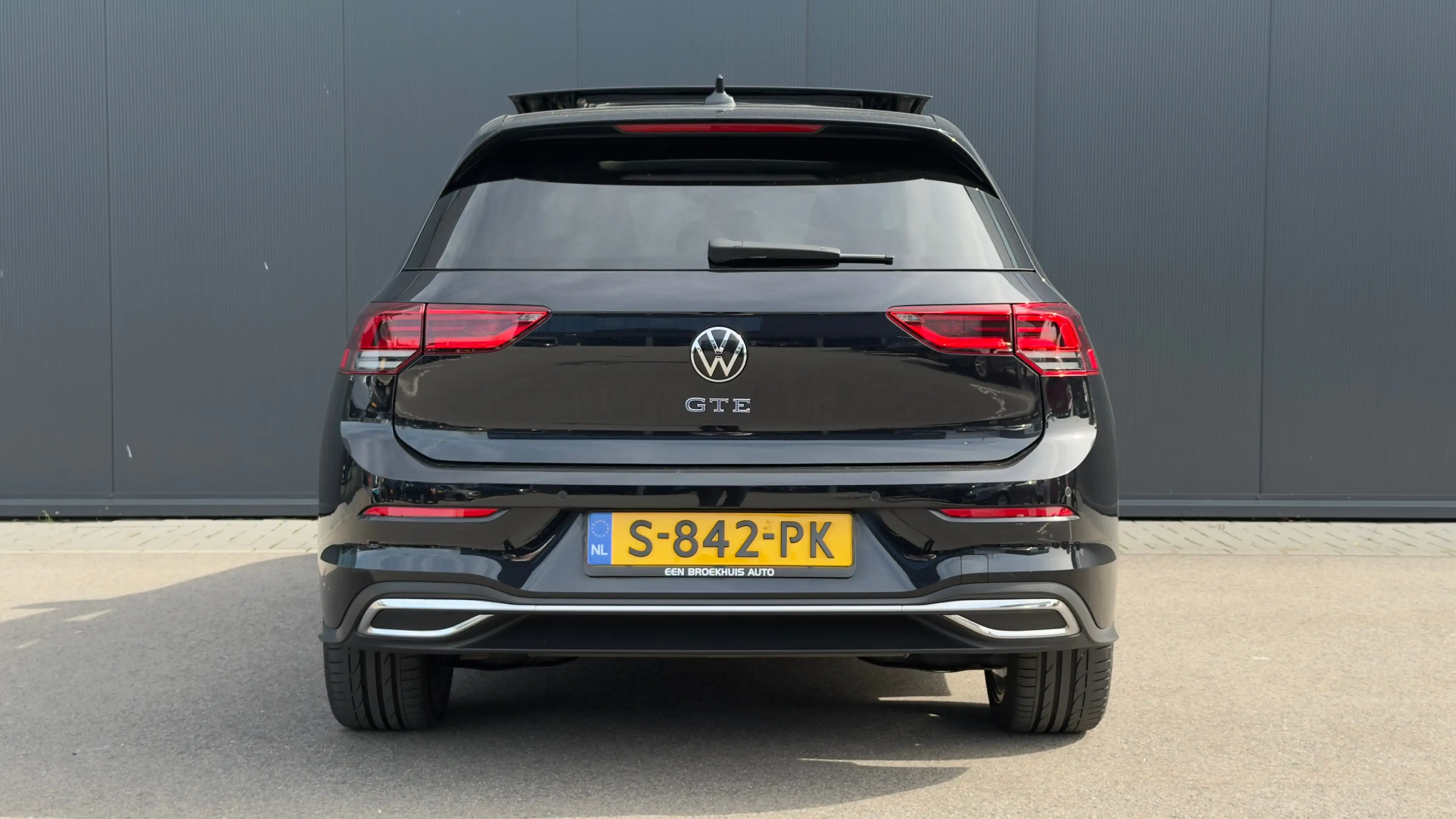 Volkswagen Golf GTE 245pk 1.4 eHybrid | Achteruitrijcamera | Apple Car — photo 11