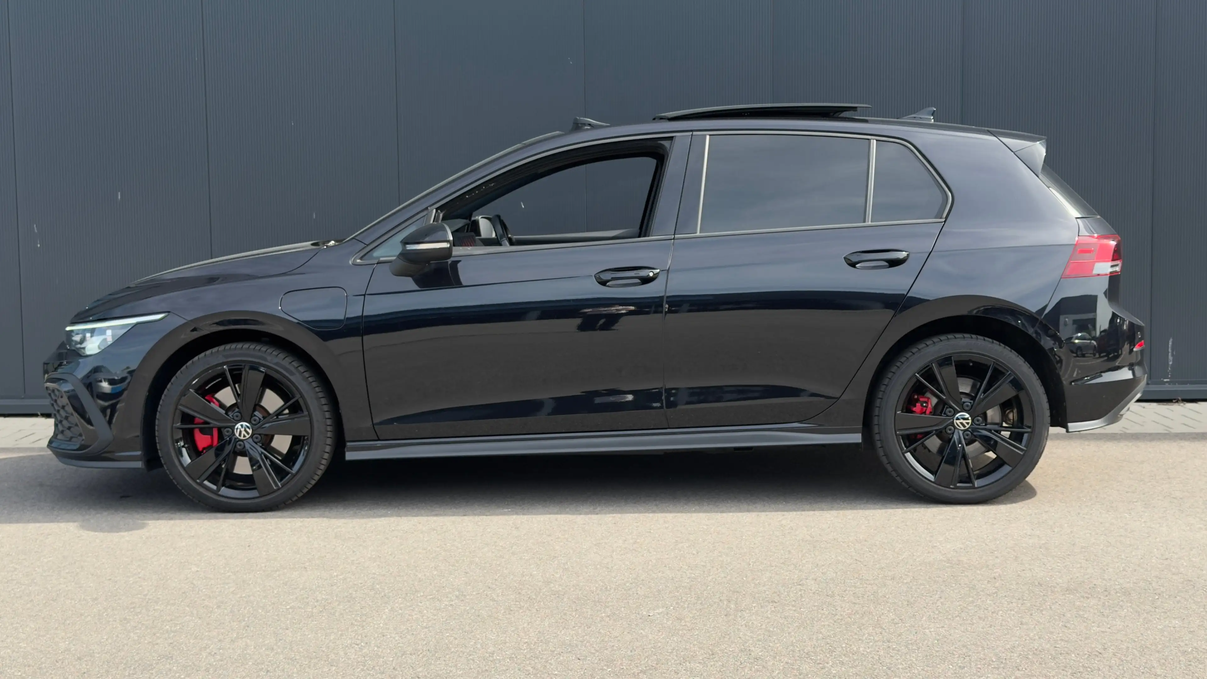 Volkswagen Golf GTE 245pk 1.4 eHybrid | Achteruitrijcamera | Apple Car — photo 4