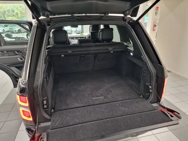 Land Rover Range Rover view 10