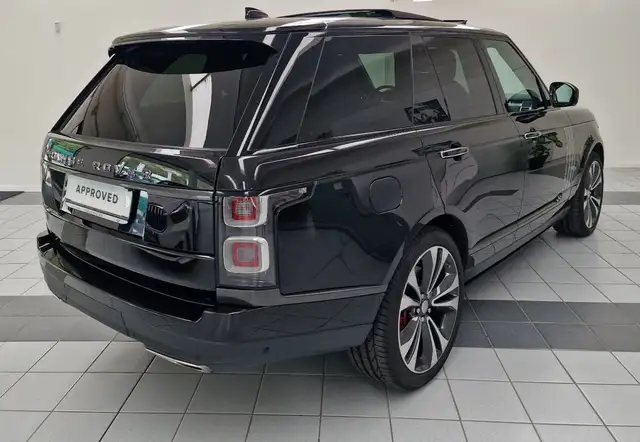 Land Rover Range Rover view 2