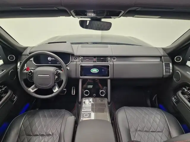 Land Rover Range Rover view 4