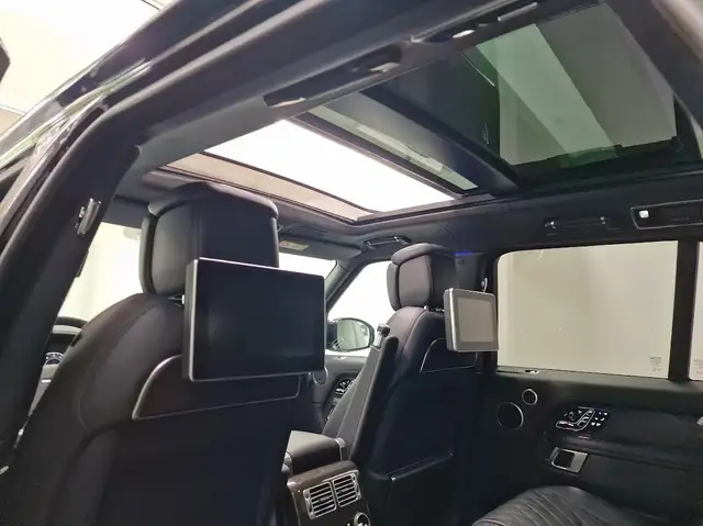 Land Rover Range Rover view 11