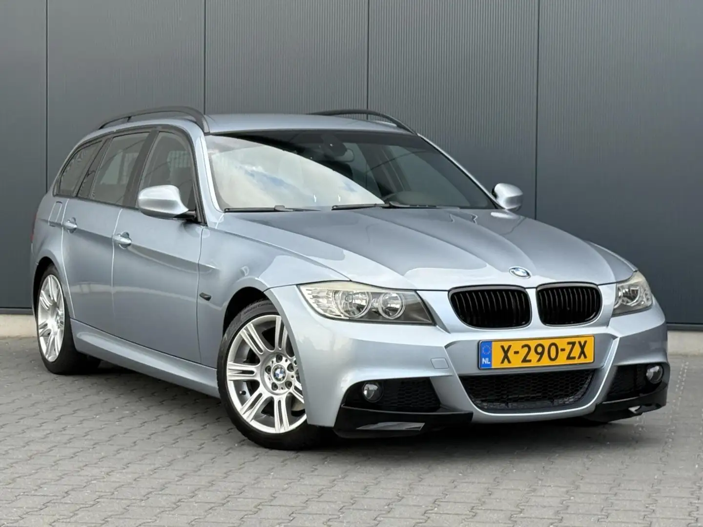 BMW 320 3-serie Touring 320I M-Pakket - Xenon - Complete H Blauw - 2