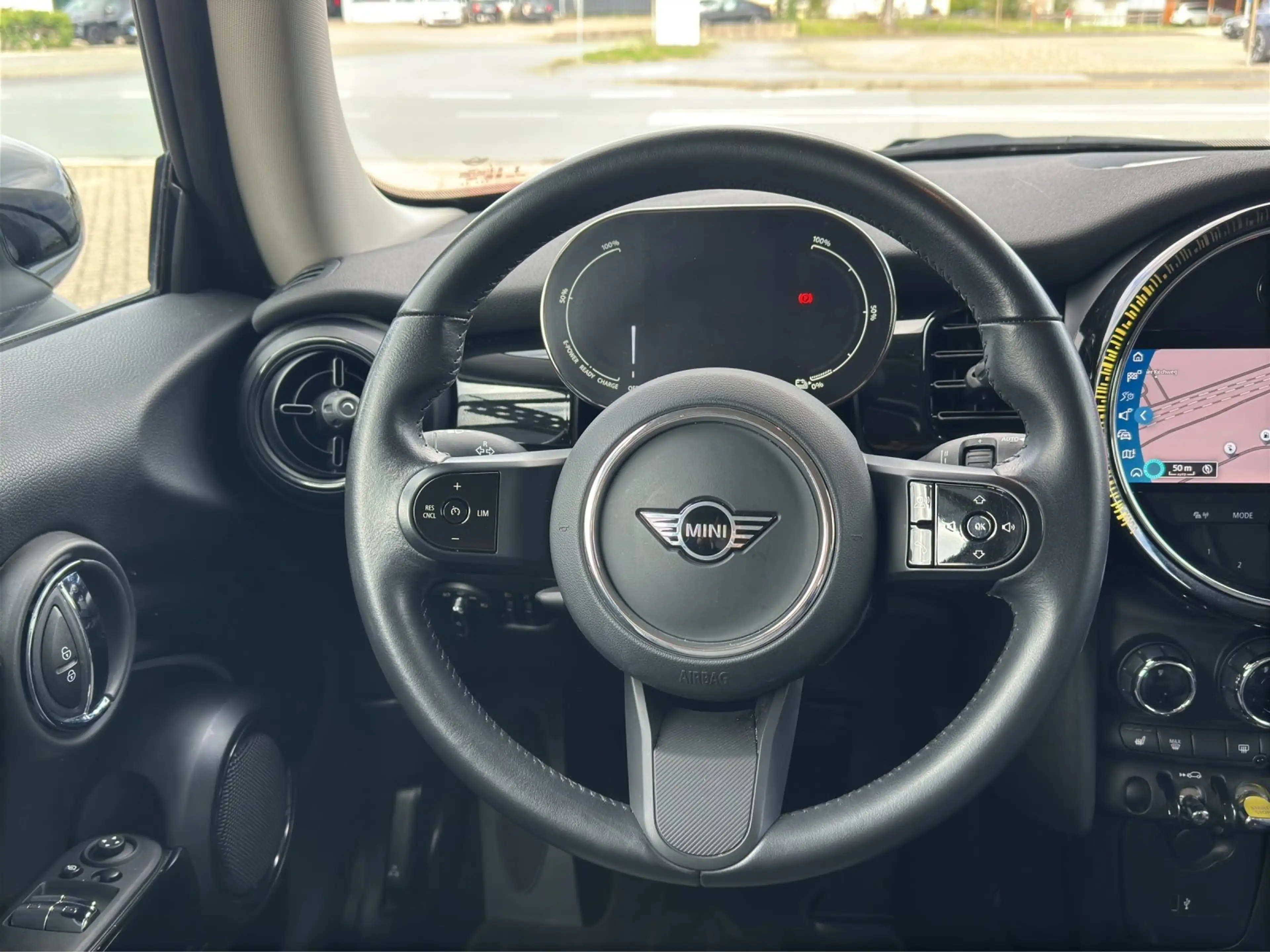 MINI Cooper SE Classic Trim LED | Klima | Sitzheiz. | PDC | DAB | — photo 15