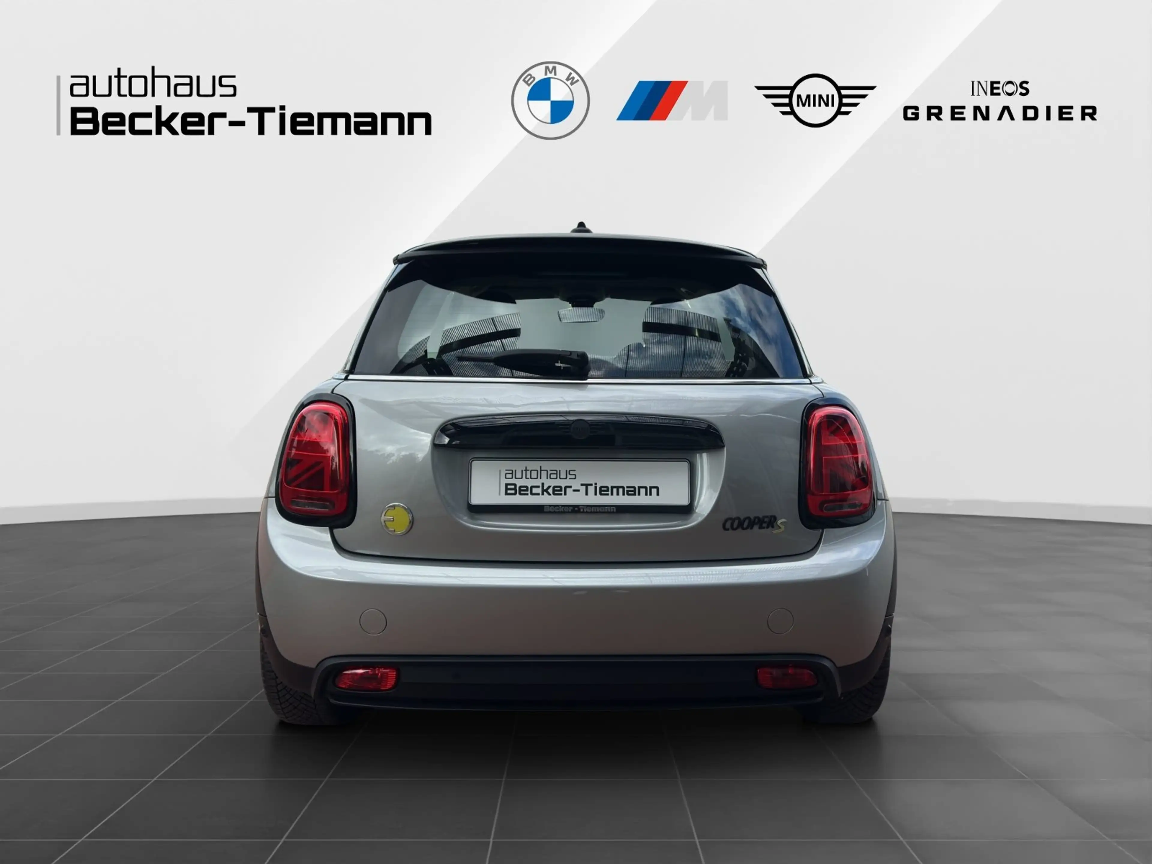 MINI Cooper SE Classic Trim LED | Klima | Sitzheiz. | PDC | DAB | — photo 5