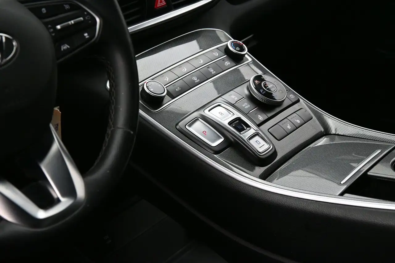 Hyundai SANTA FE снимка Hyundai SANTA FE