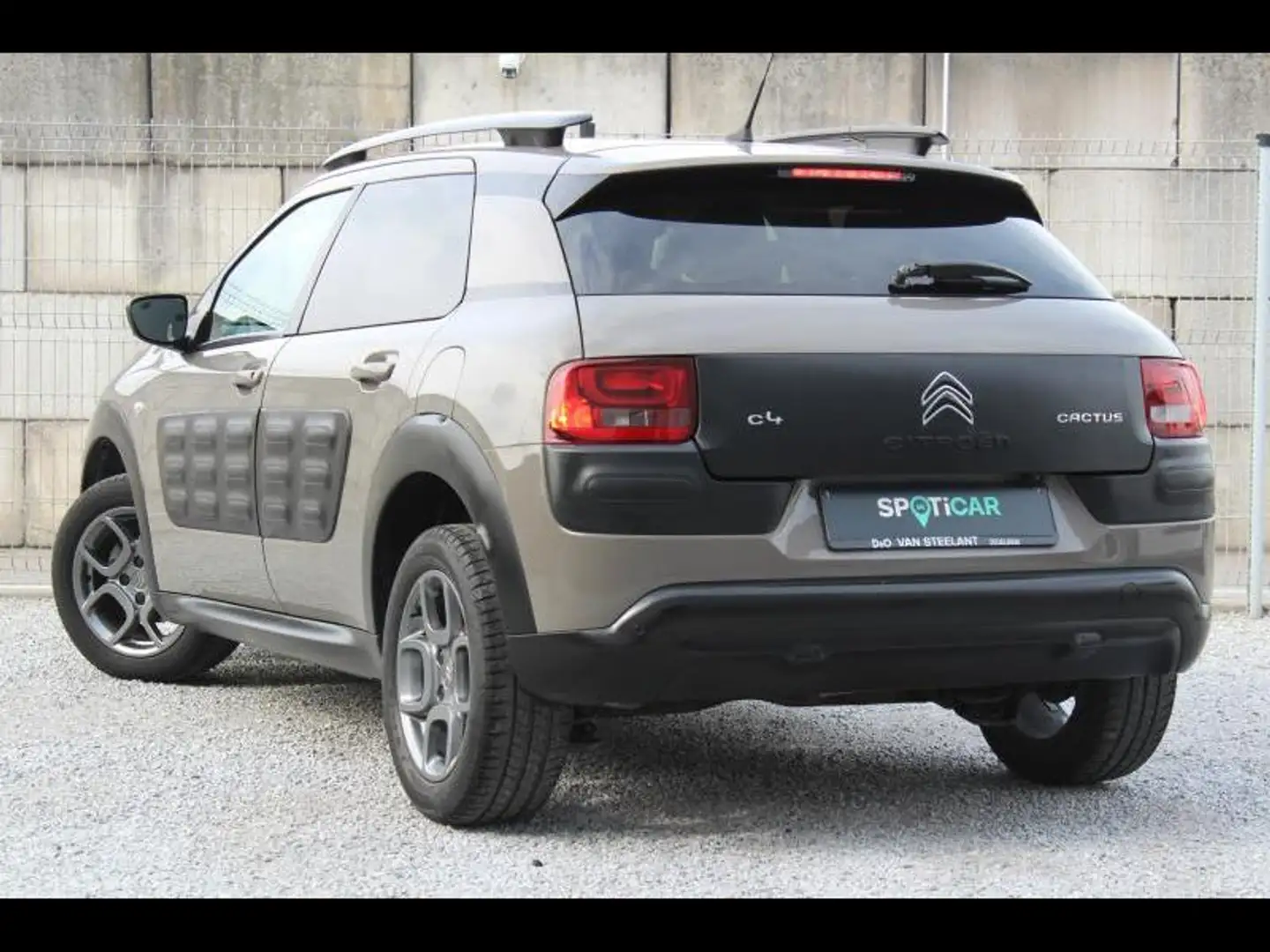 Citroen C4 Cactus GPS-AIRCO-P.SENS V+A-CAMERA- Schwarz - 2