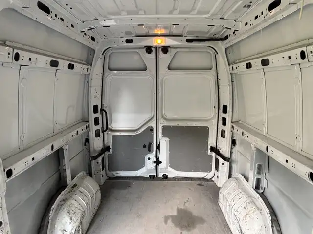 Renault Master view 12