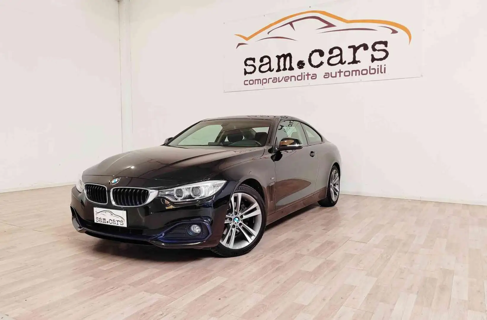 BMW 420 d Coupé Sport Noir - 1