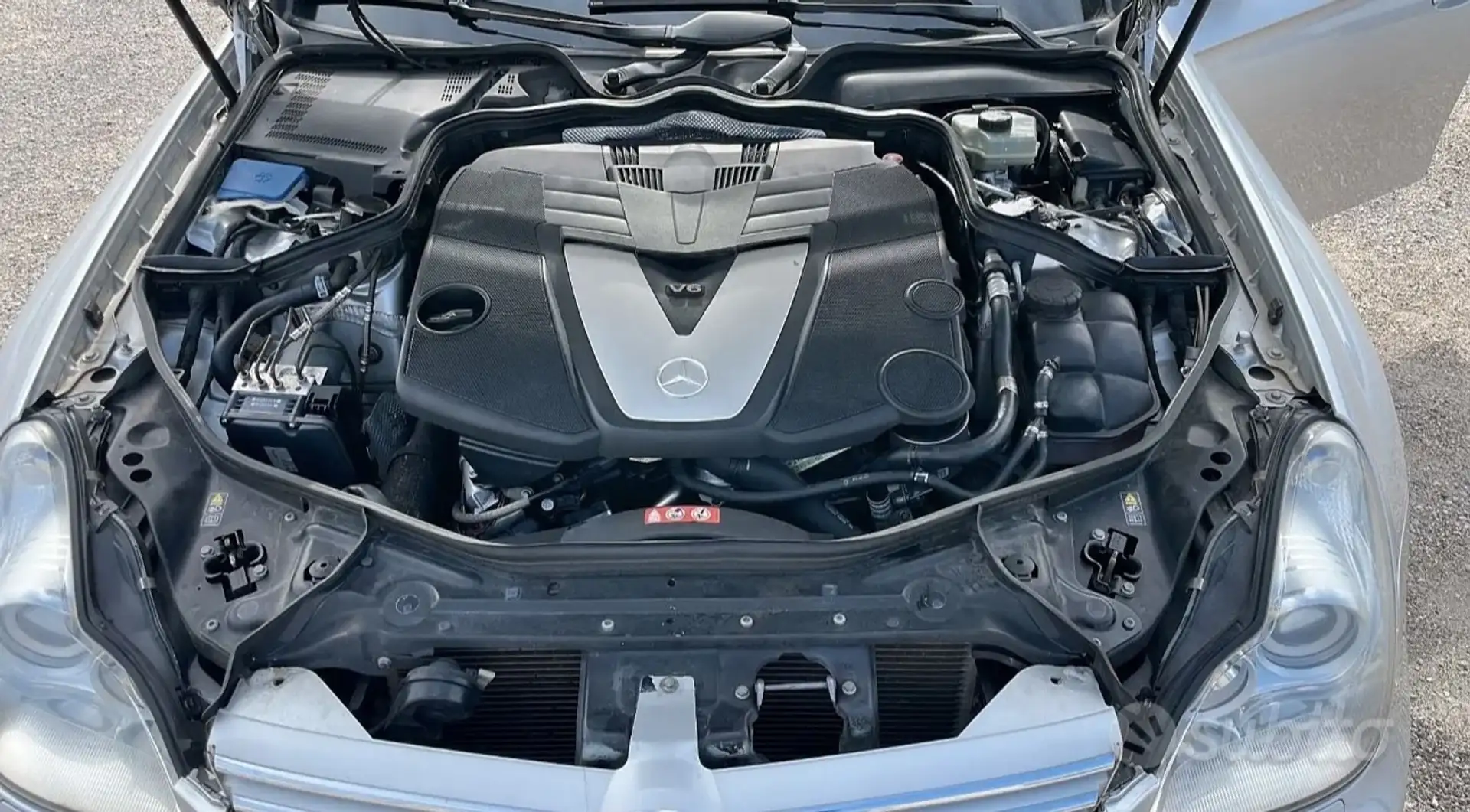 Mercedes-Benz CLS 320 cdi V6 - 2