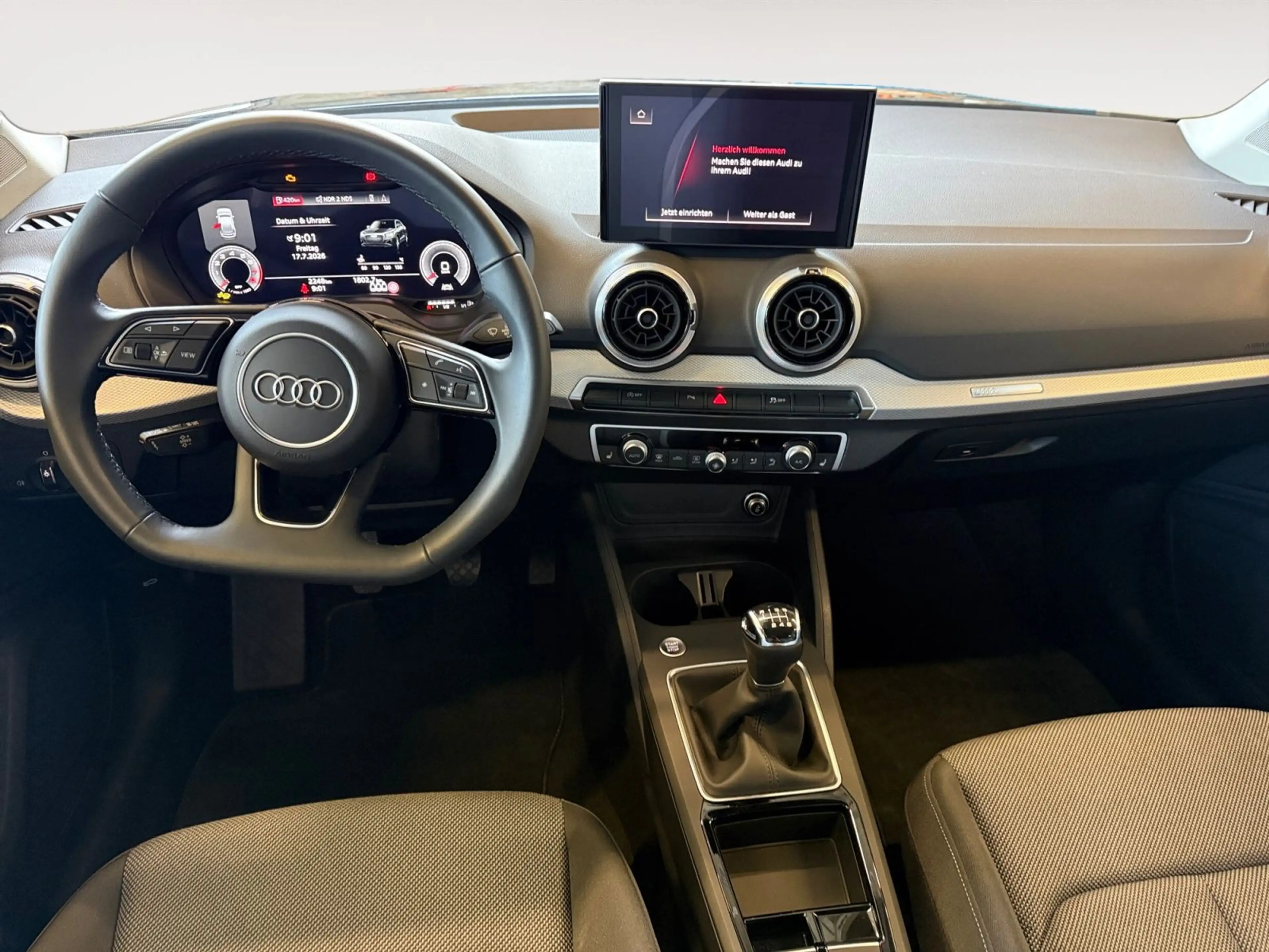 Audi Q2 30 TFSI advanced — photo 12
