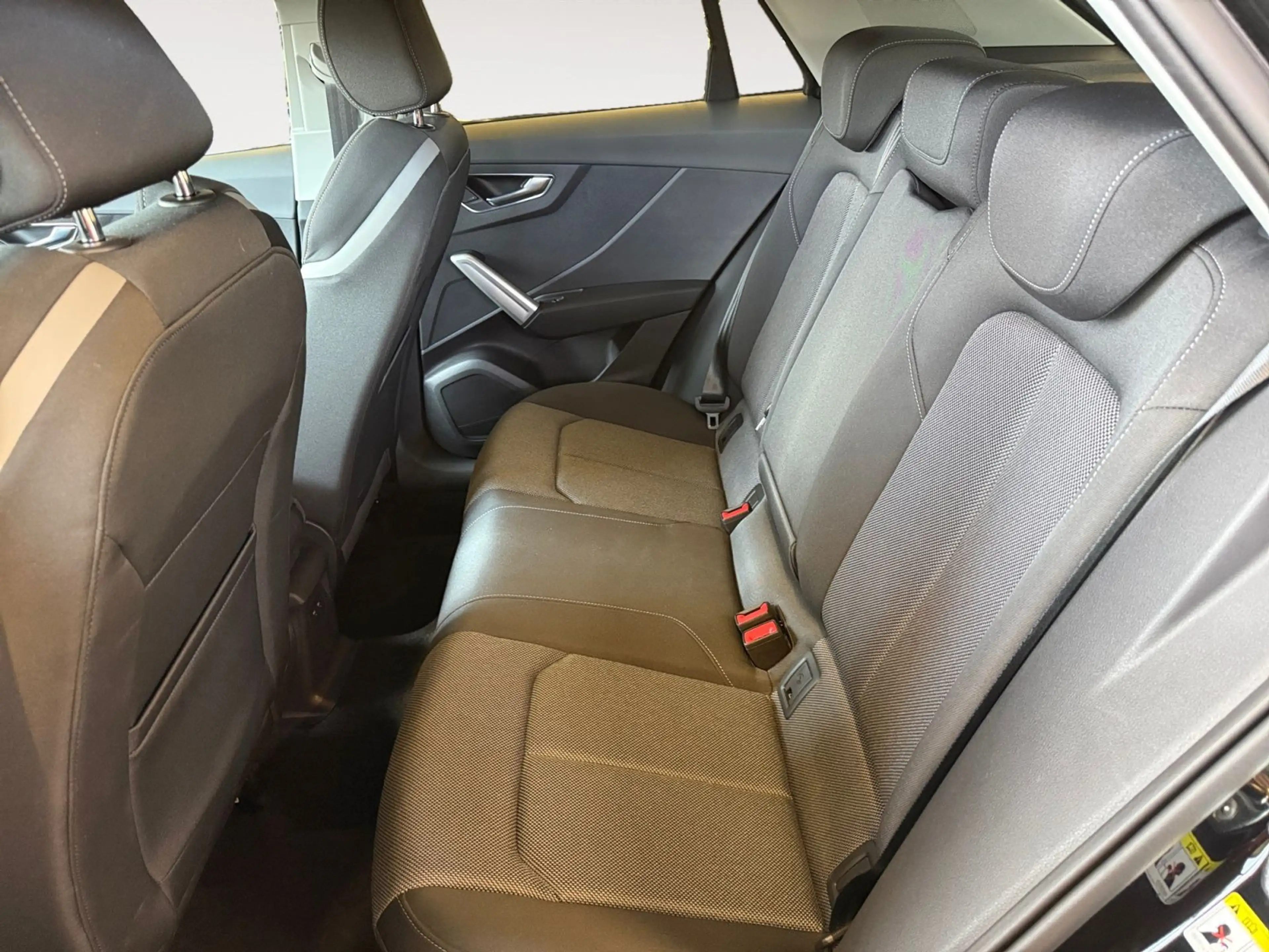 Audi Q2 30 TFSI advanced — photo 15