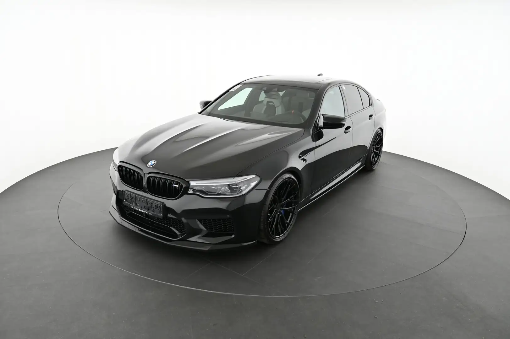 BMW M5 Competition Schwarz - 1