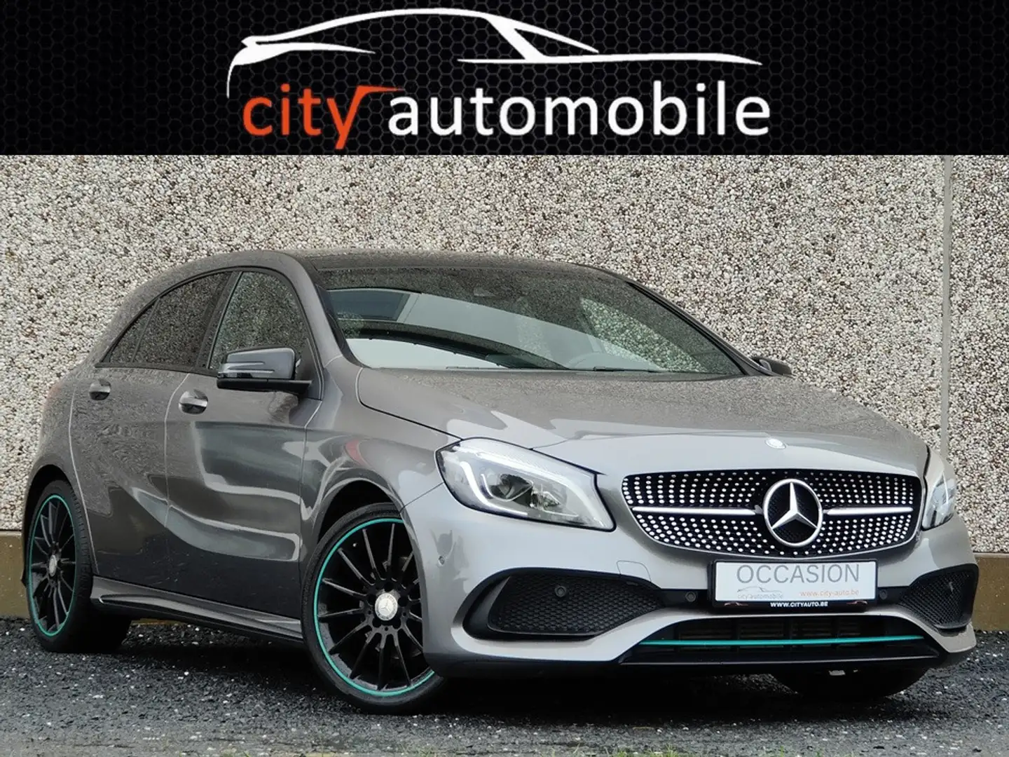 Mercedes-Benz A 200 A 200d 7G-DCT PACK AMG GPS TOIT OUVRANT BLUETOOTH Gris - 1