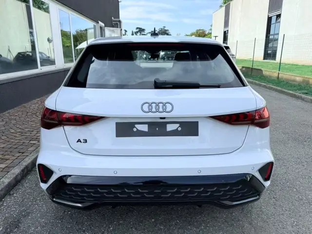 Audi A3 view 7