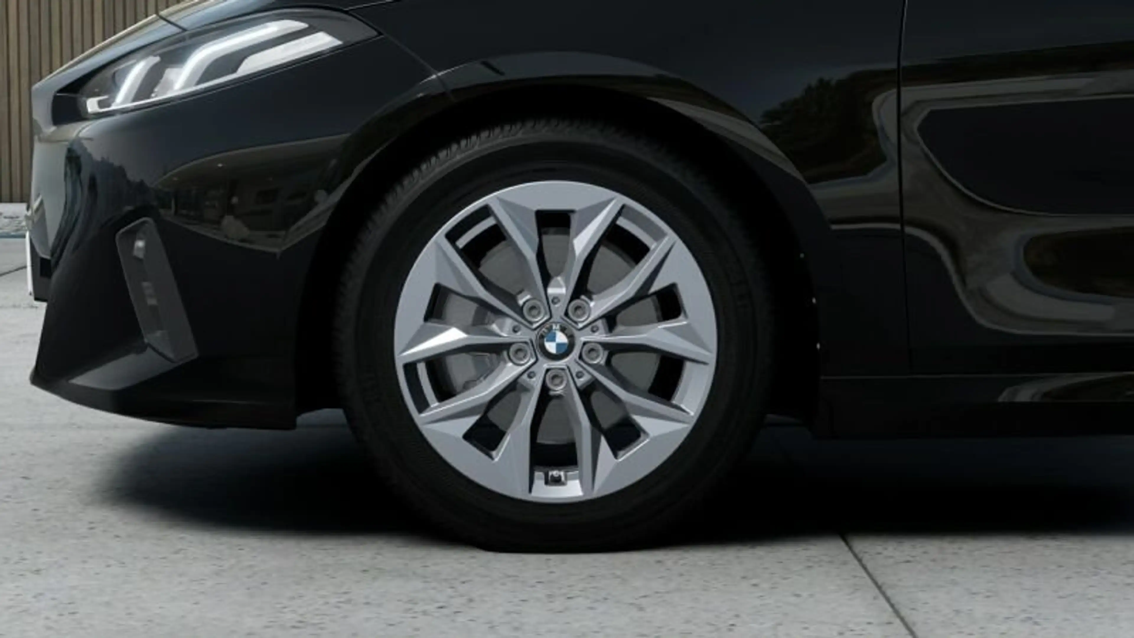 BMW 120 — photo 8