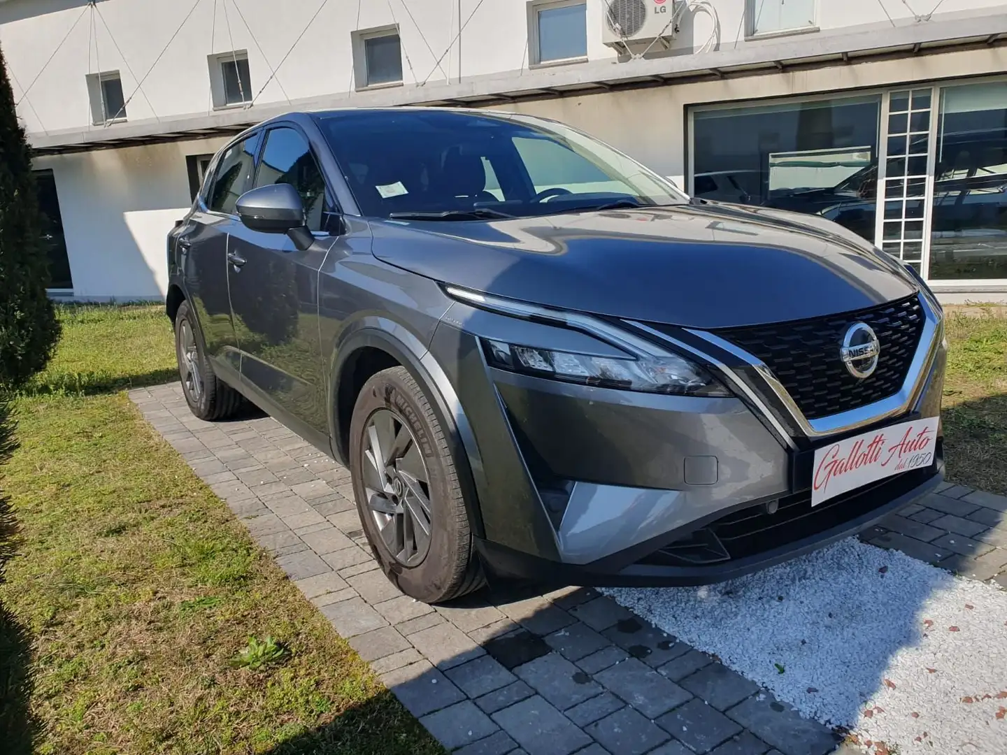 Nissan Qashqai MHEV 140 CV Acenta Grigio - 2