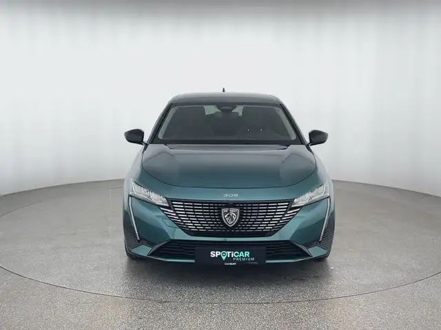 Peugeot 308 view 2