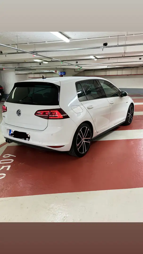 Volkswagen Golf GTD 2.0 CR TDi DSG - 1