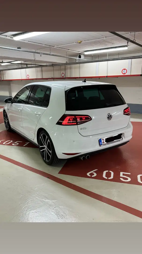 Volkswagen Golf GTD 2.0 CR TDi DSG - 2