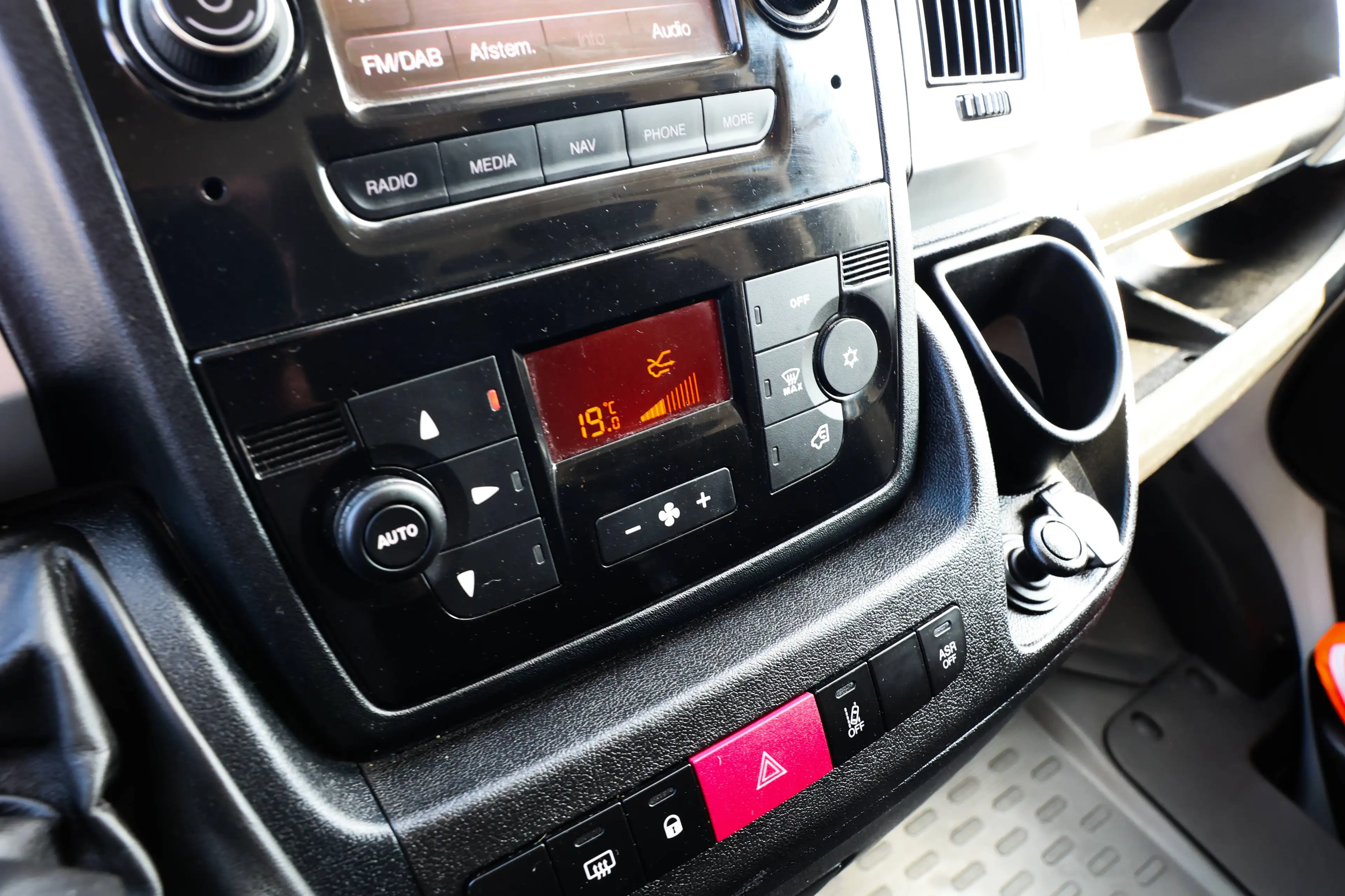 Peugeot Boxer ACHTERUITRIJCAMERA*NAVIGATIE*L3/H2*TREKGEWICHT-3000KG*BTW WAGEN*CRUISE-CONTROLE* — photo 14