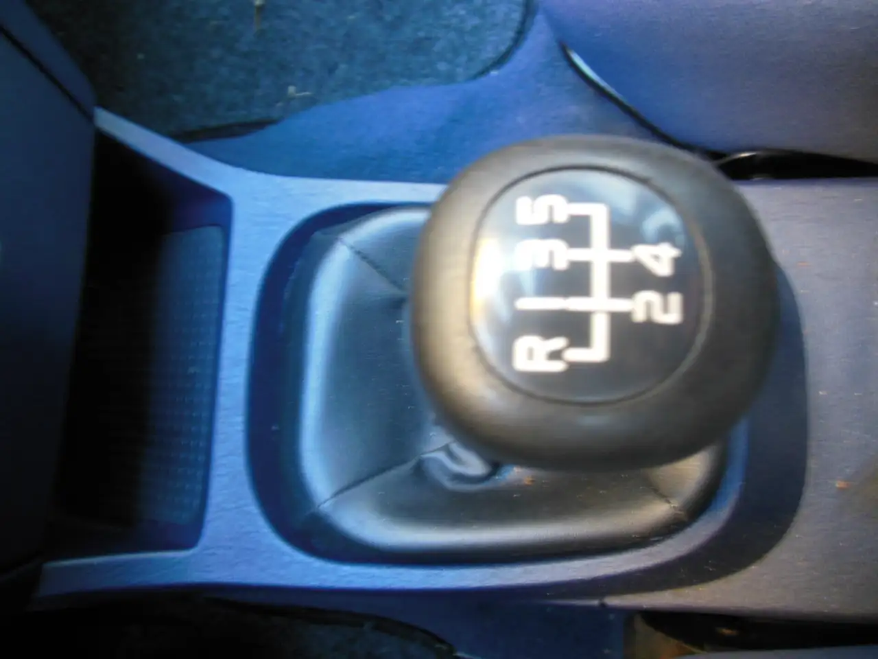 Mitsubishi Carisma 1.9 TD Classic Staat in DE KRIM, foto 9