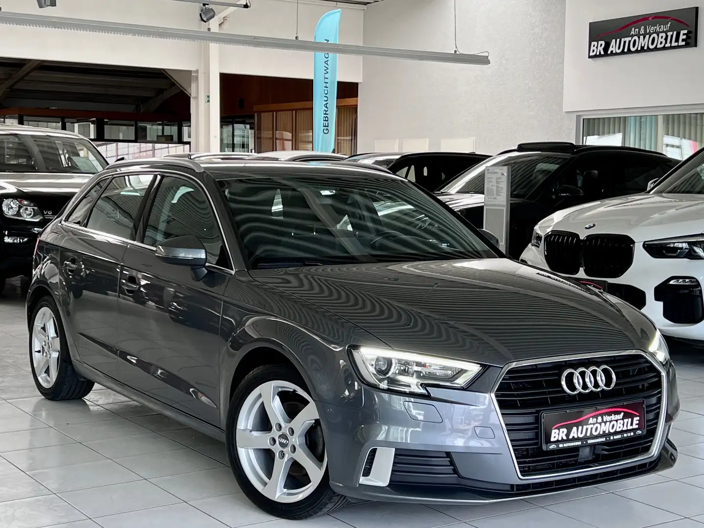 Audi A3 sport Sportback(8VF)*Automatik*Xenon*Tüv/Au neu Grau - 2
