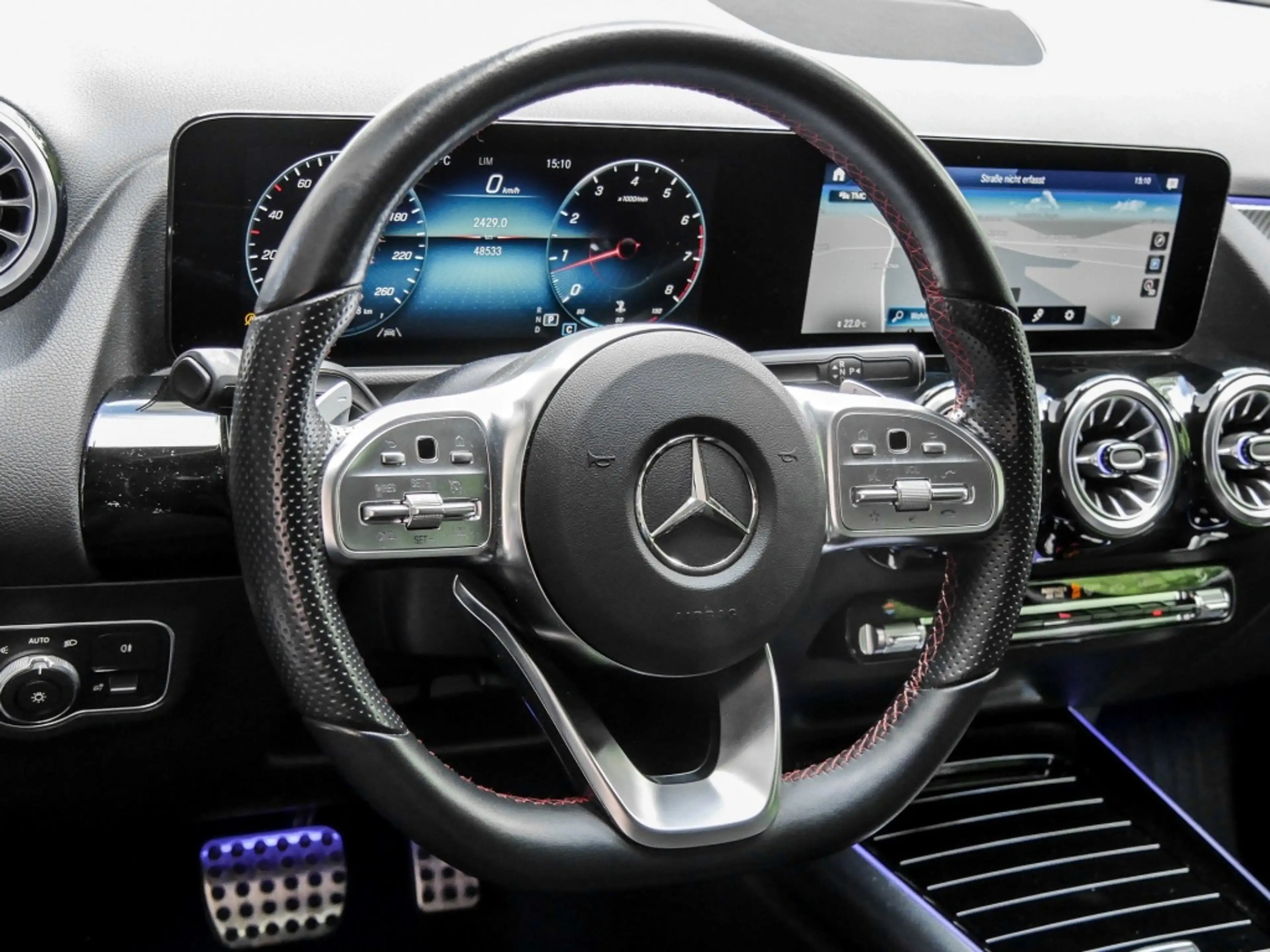 Mercedes-Benz GLA 250 AMG-Sport/LED/Navi/Wide/Shz/PTS/Ambiente — photo 9