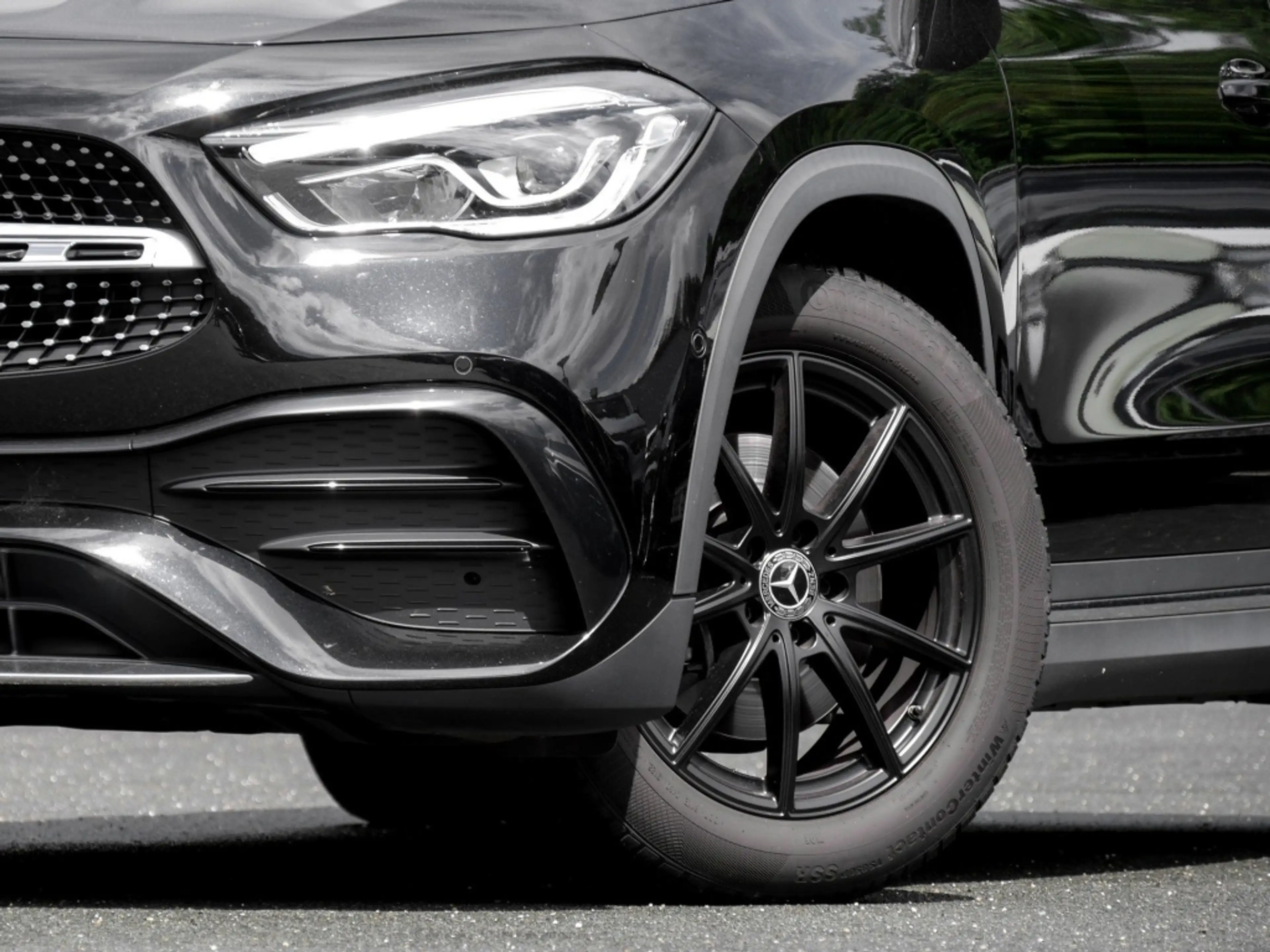 Mercedes-Benz GLA 250 AMG-Sport/LED/Navi/Wide/Shz/PTS/Ambiente — photo 6