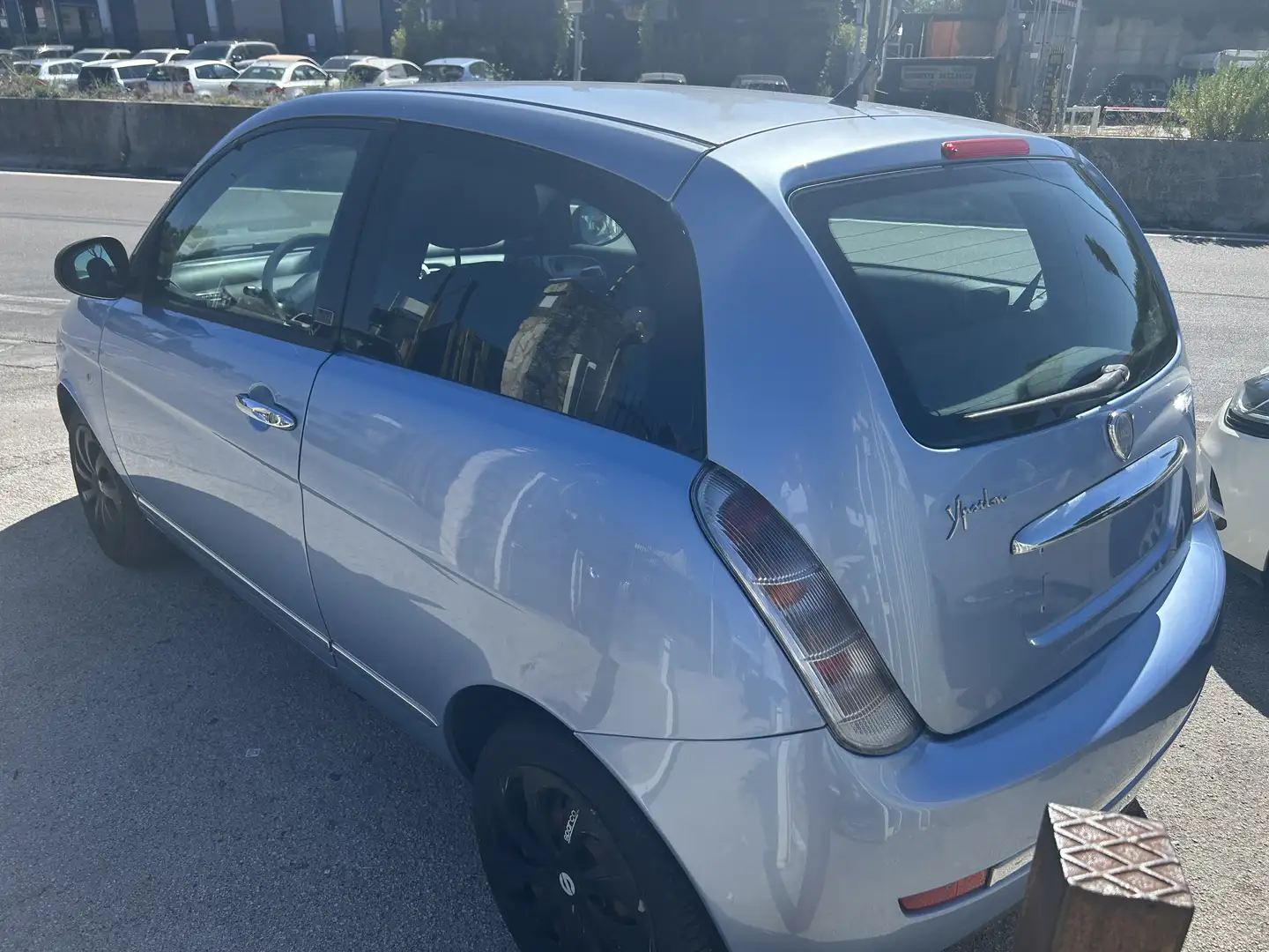 Lancia Ypsilon 1.2 8v Diva 69cv - 1