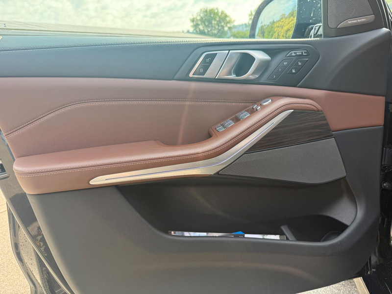 BMW X7 xDrive 40 d M Sport 7 Sitz 23" Standh H-up — photo 9