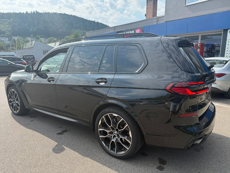 BMW X7 xDrive 40 d M Sport 7 Sitz 23" Standh H-up — photo 3