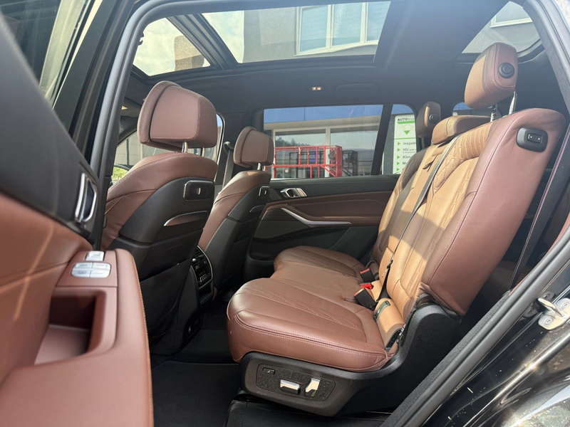 BMW X7 xDrive 40 d M Sport 7 Sitz 23" Standh H-up — photo 10