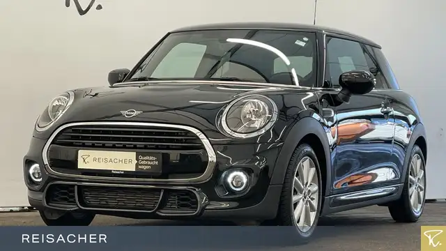 MINI Cooper JCW-Paket Navi PDC SHZ KlimaA 17" LM