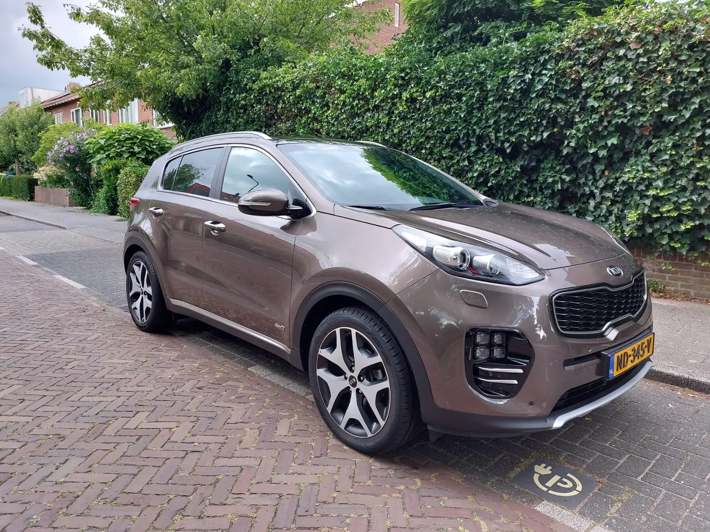 Kia Sportage 1.6 T-GDI 4WD GT PL Bruin - 1