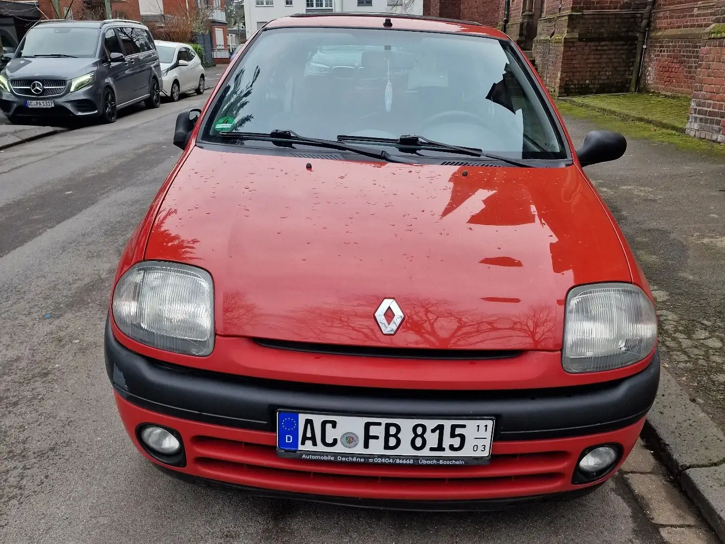 Renault Clio 1.2 ECON RT / TÜV 1/25 voll Fahrbereit VB 1250€ Roşu - 1