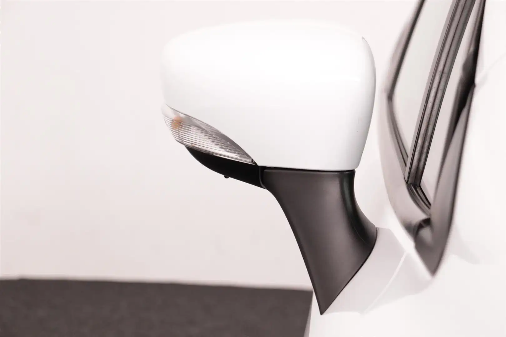 Renault Clio 1.2 AUTHENTIQUE 5DRS AC/CRUISE/NAV/PARK.SENS/MIST. Blanc - 2