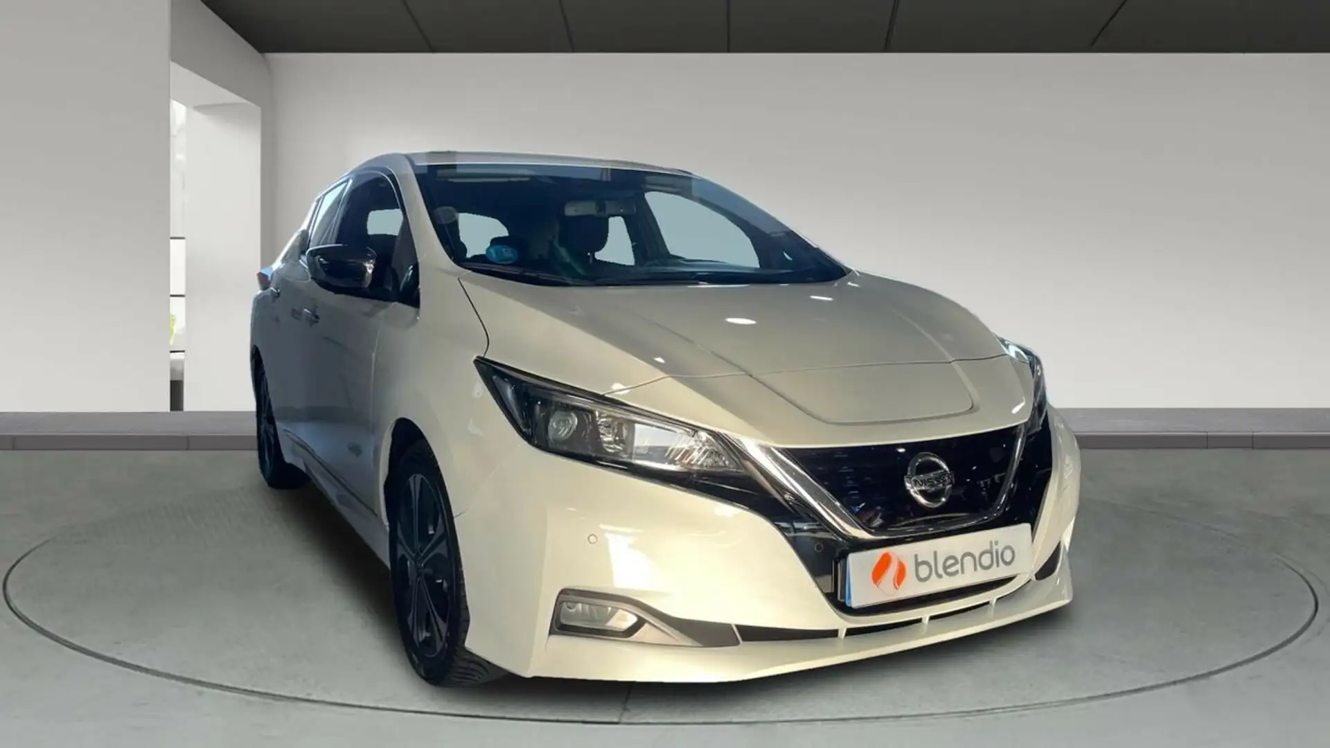 Nissan Leaf 40KWH N-CONNECTA 40KWH 150 5P Amarillo - 2