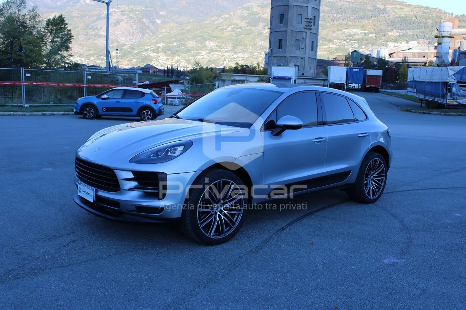 Porsche Macan 2.0 Argento - 1