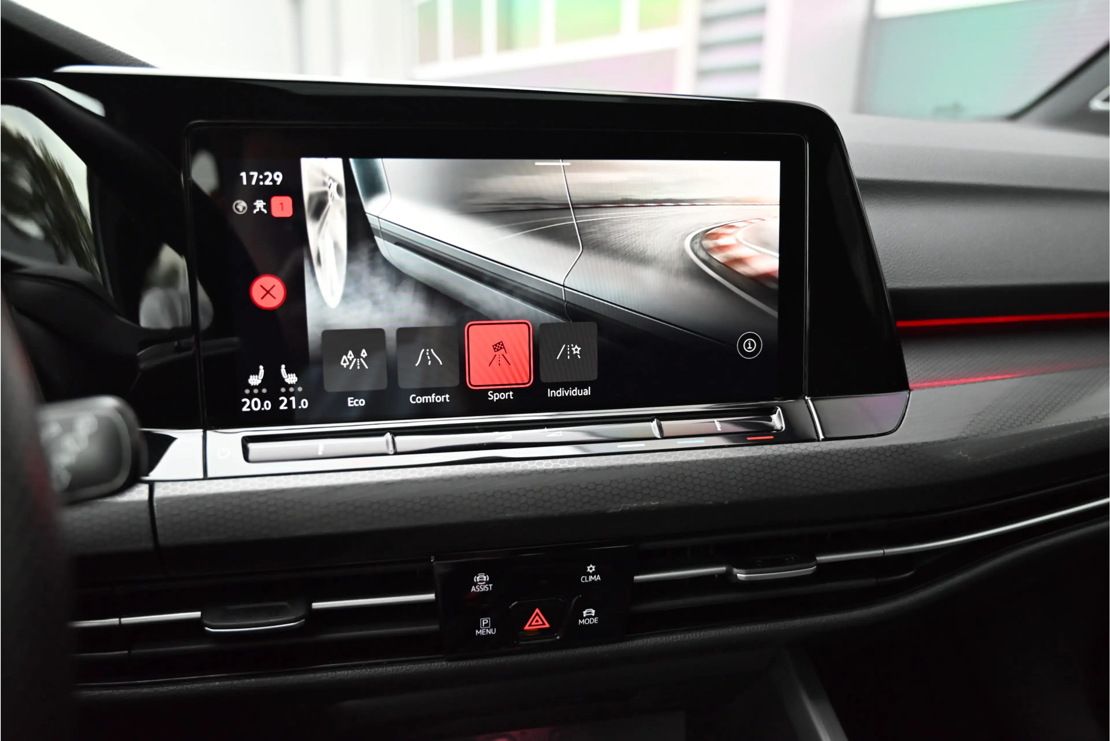Volkswagen Golf GTI 2.0 TSI 245 PK / PANO / IQ LIGHTS / HARMAN KARDON — photo 13
