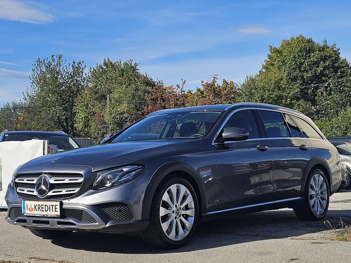 Mercedes-Benz E 350 d T All-Terrain 4MATIC Aut.1-Hand Pickerl + Ser... Grau - 2
