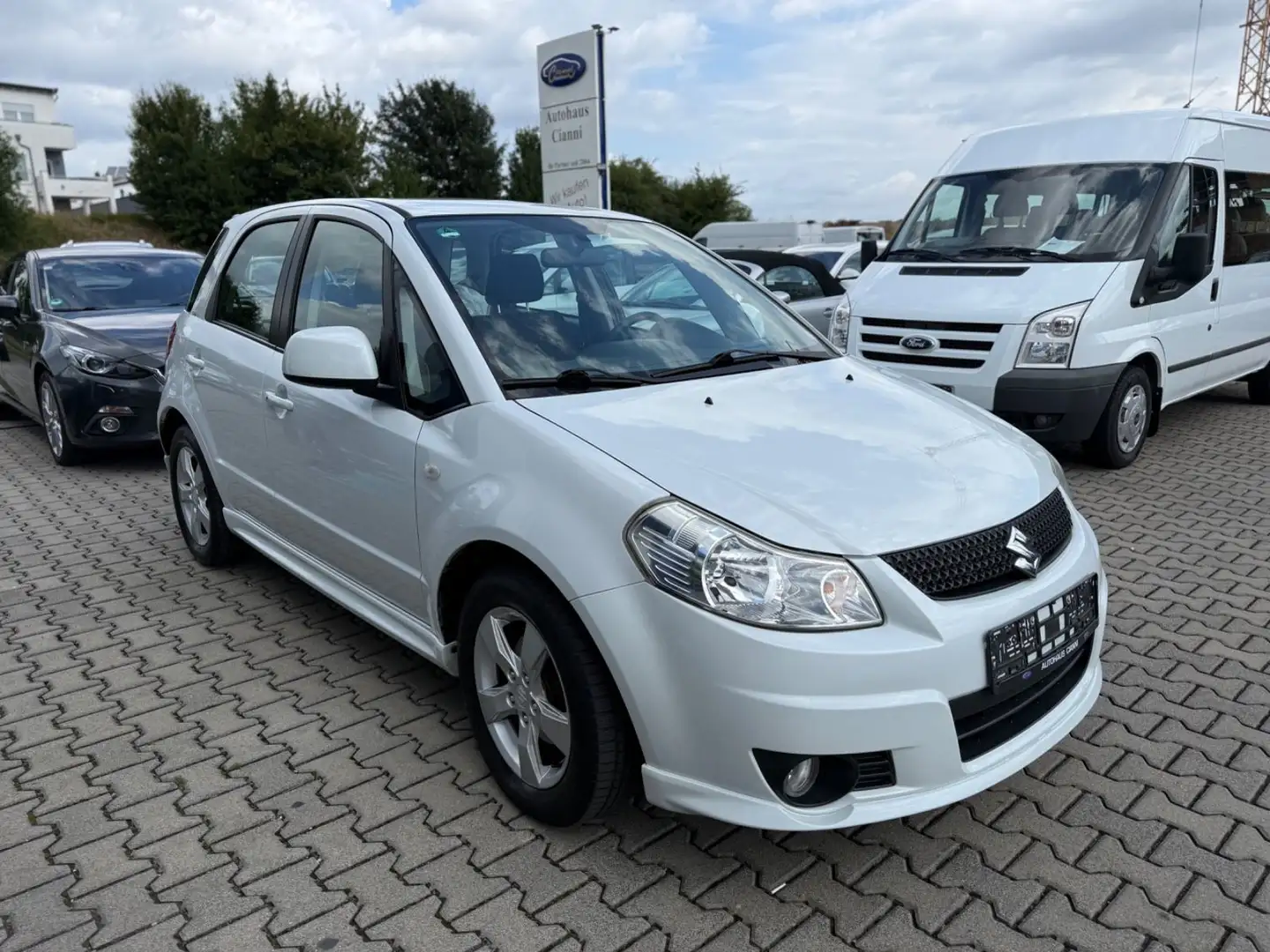 Suzuki SX4 ** EURO 5 ** TüV NEU ** Bílá - 1