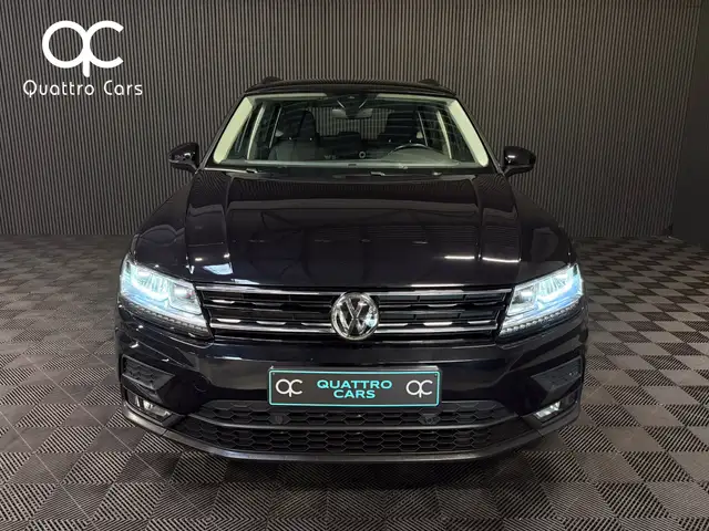 Volkswagen Tiguan view 4