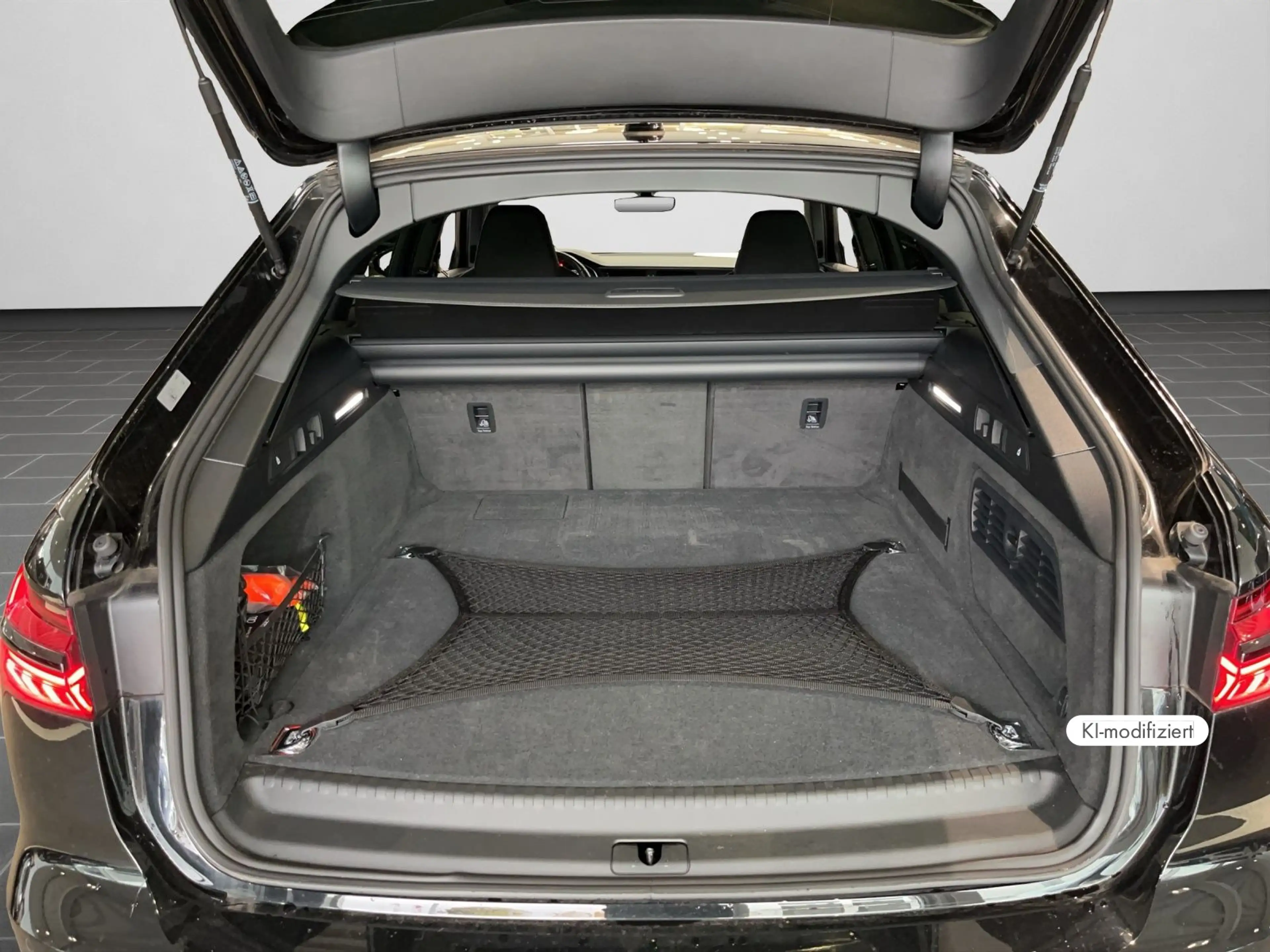 Audi A6 55 TFSIe quattro — photo 15