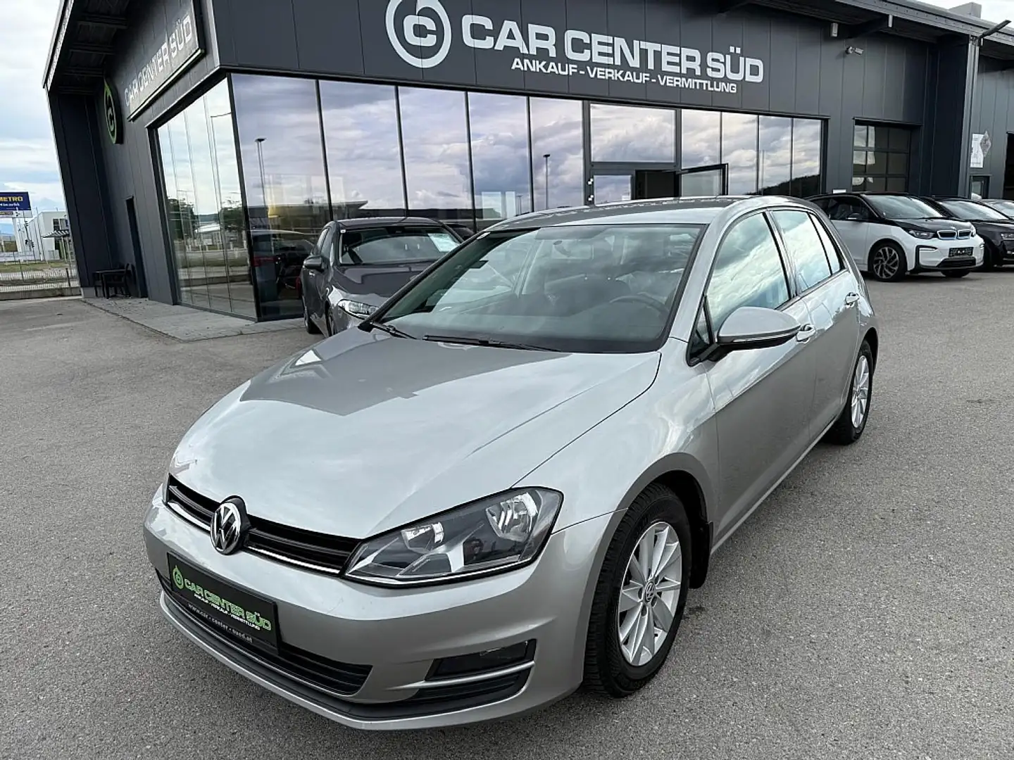 Volkswagen Golf Comfortline 1,6 BMT TDI DPF Gris - 1