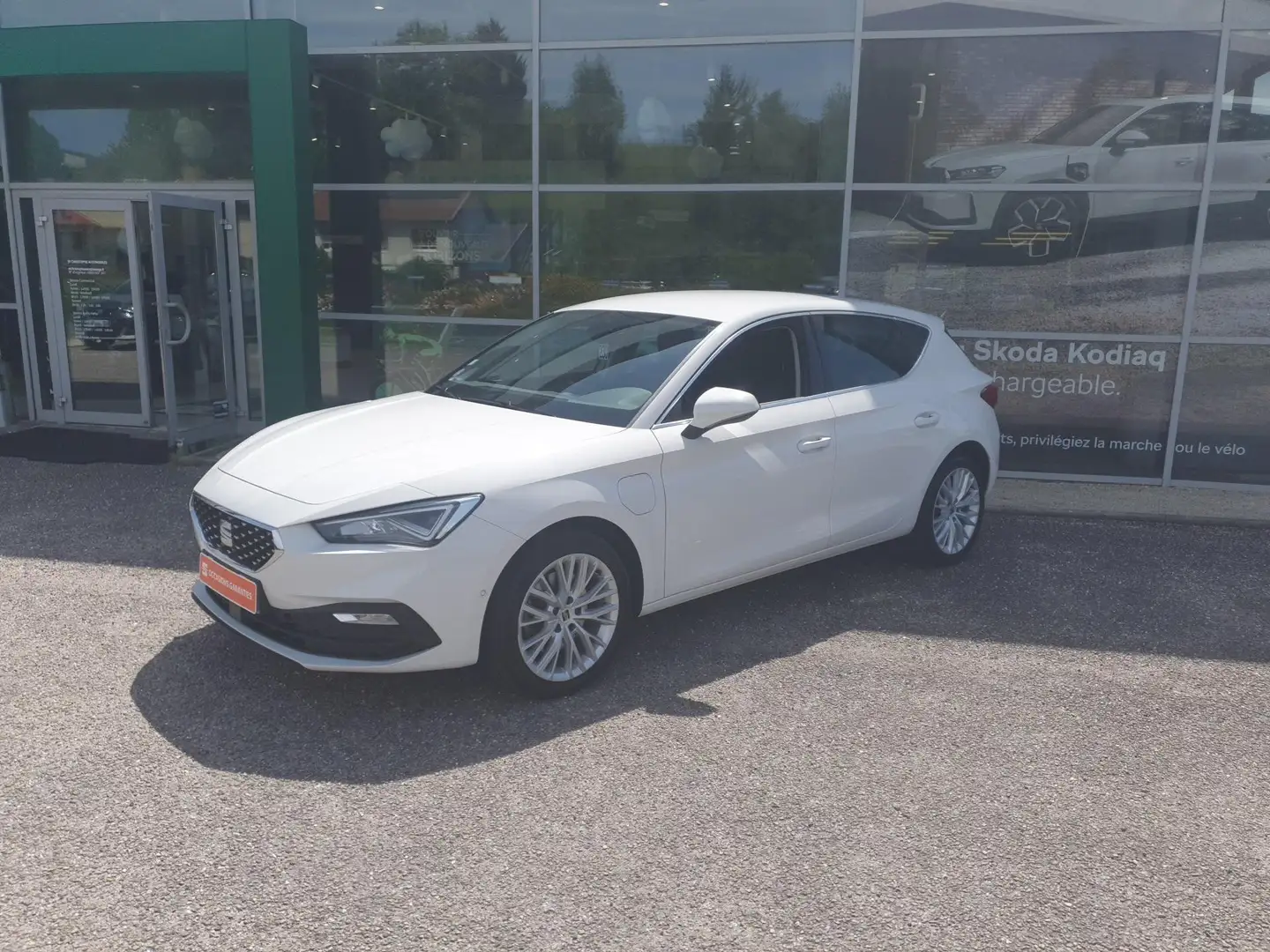 SEAT Leon e-Hybrid XCELLENCE 204CV Blanc - 2