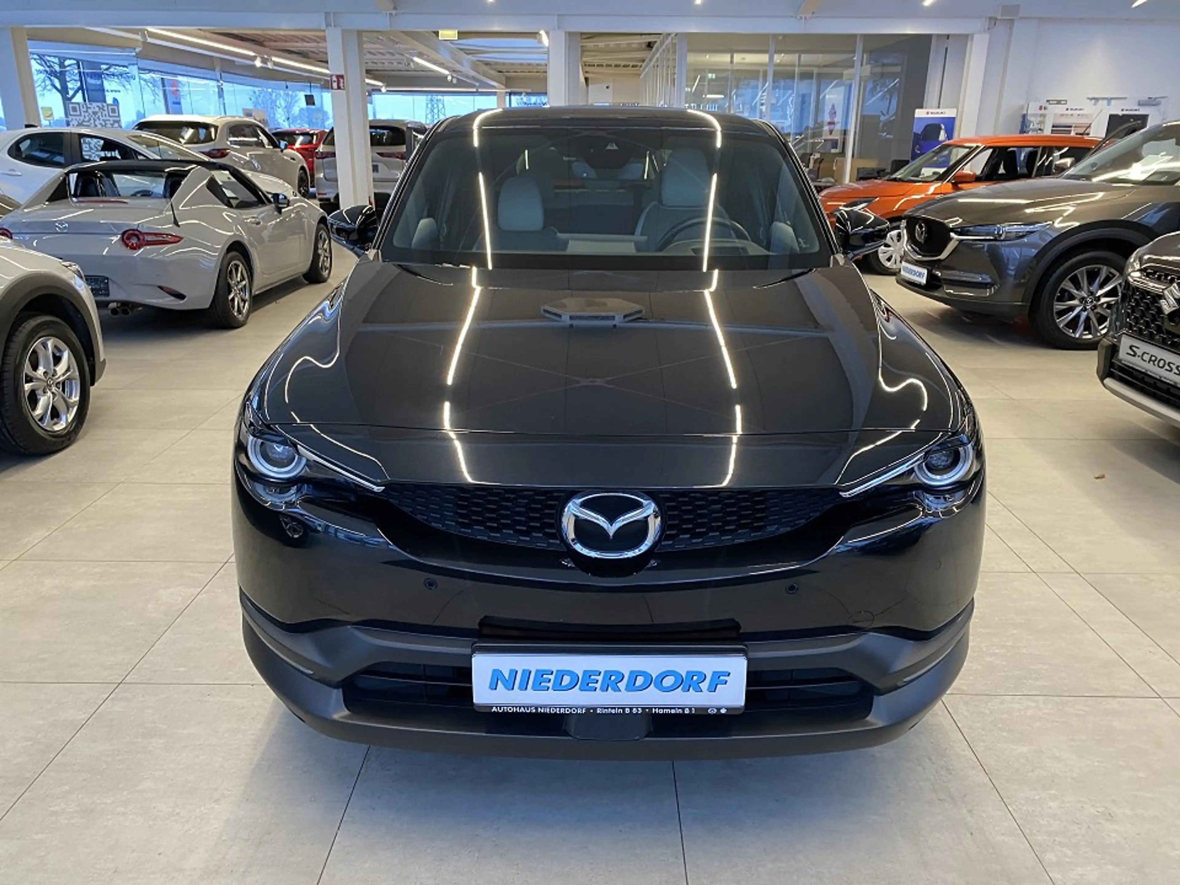 Mazda MX-30 EV Makoto 35,5 kWh — photo 14